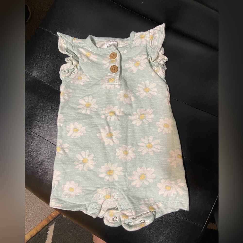 Flower jumper